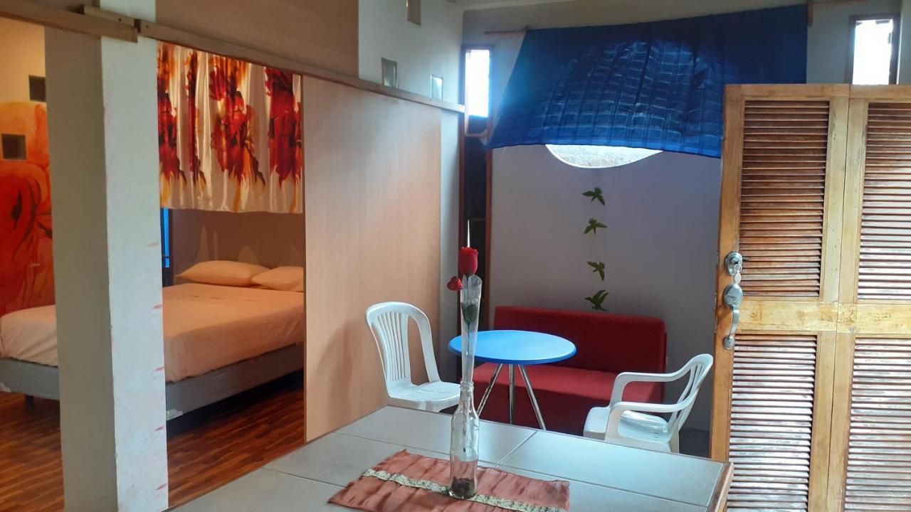 Апартаменты Cozy Hosting Galapagos Пуэрто-Айора Экстерьер фото